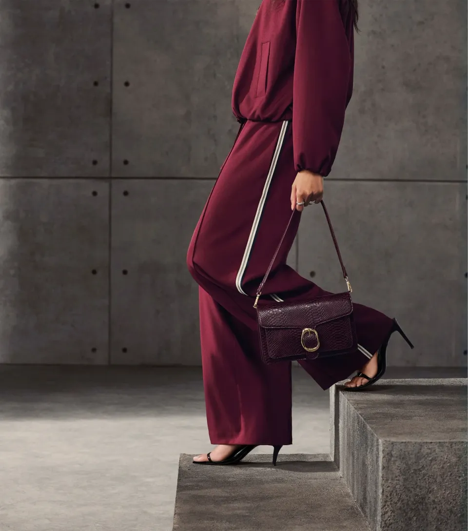 Dark Burgundy Faux Snakeskin Sculpted Buckle Shoulder Bag