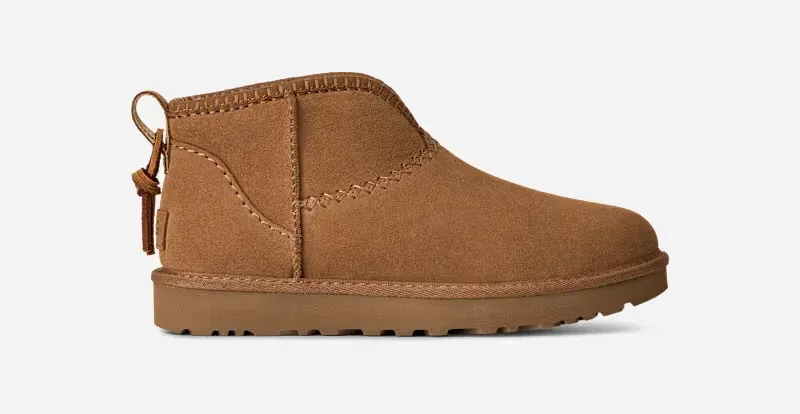 Classic Ultra Mini Elaria Boot, Suede/Polyester/Leather