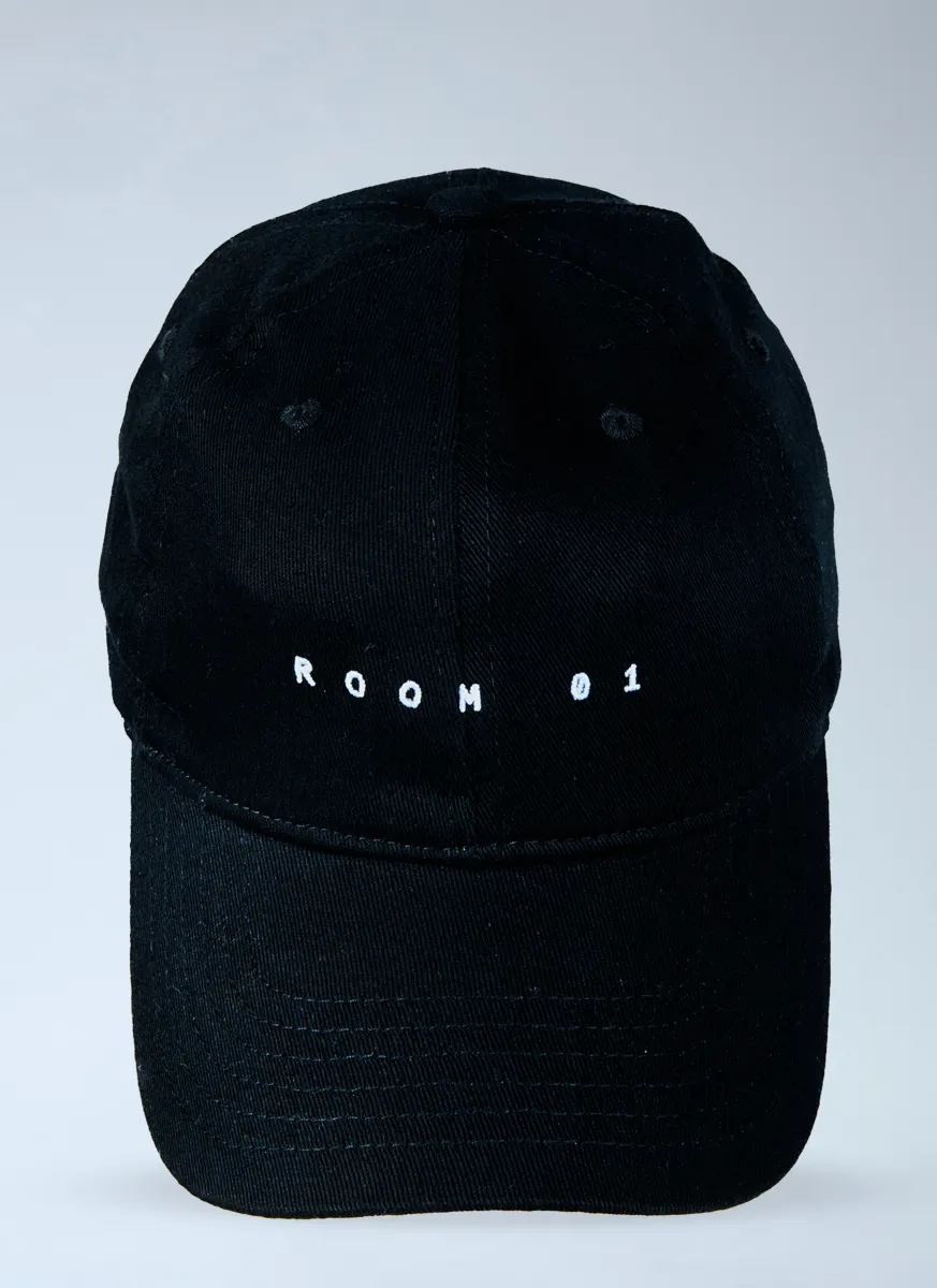 Room 01 Cap