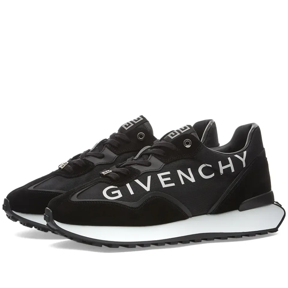 Giv Runner Light Sneaker