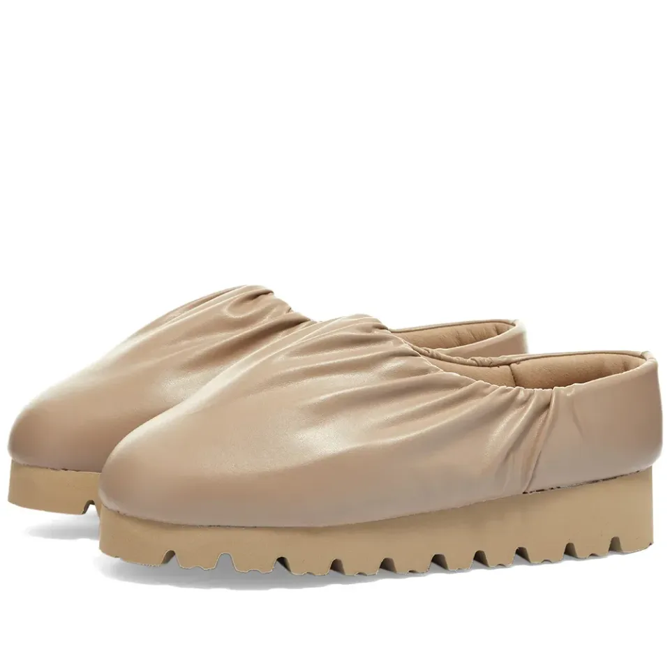 Camp Low Shoe