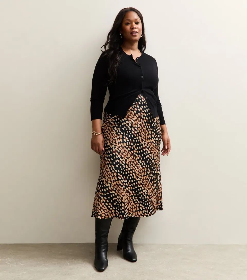 Women's Plus Size Black Spot Print Satin Bias Cut Midi Skirt Curves