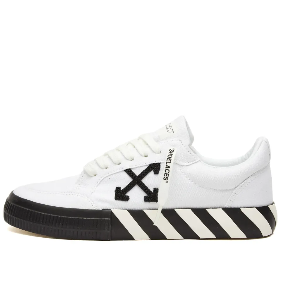 Low Vulcanized Canvas Sneakers