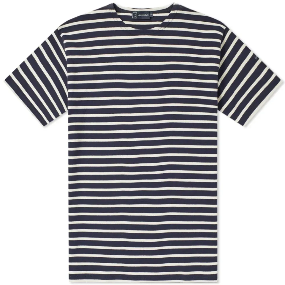 1524 Doélan Tee