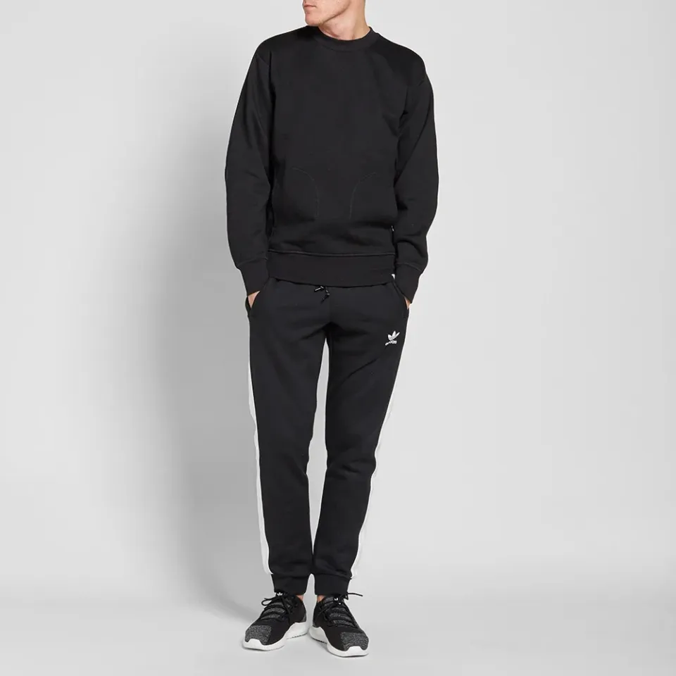 X by O Crew Sweat