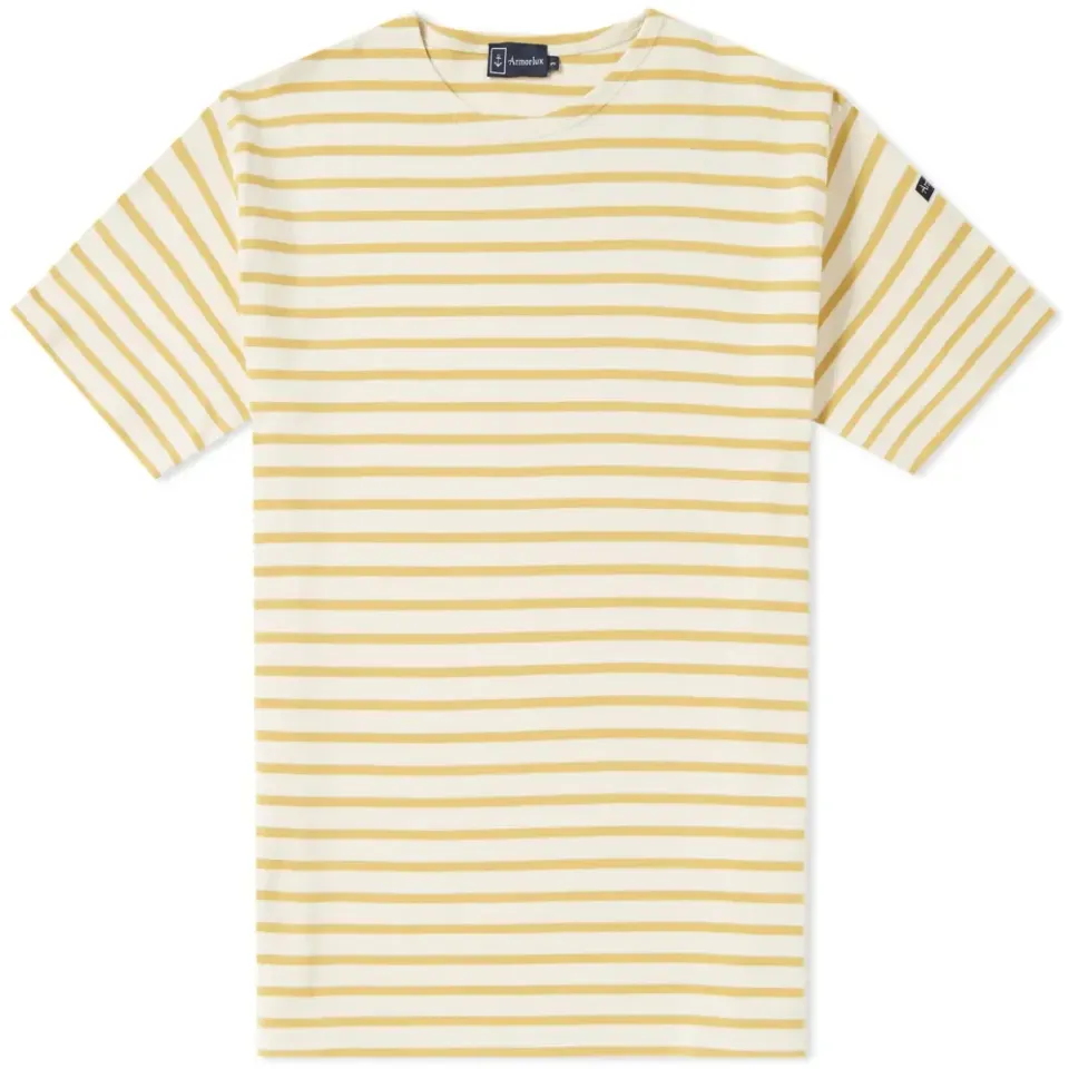 1524 Doélan Tee