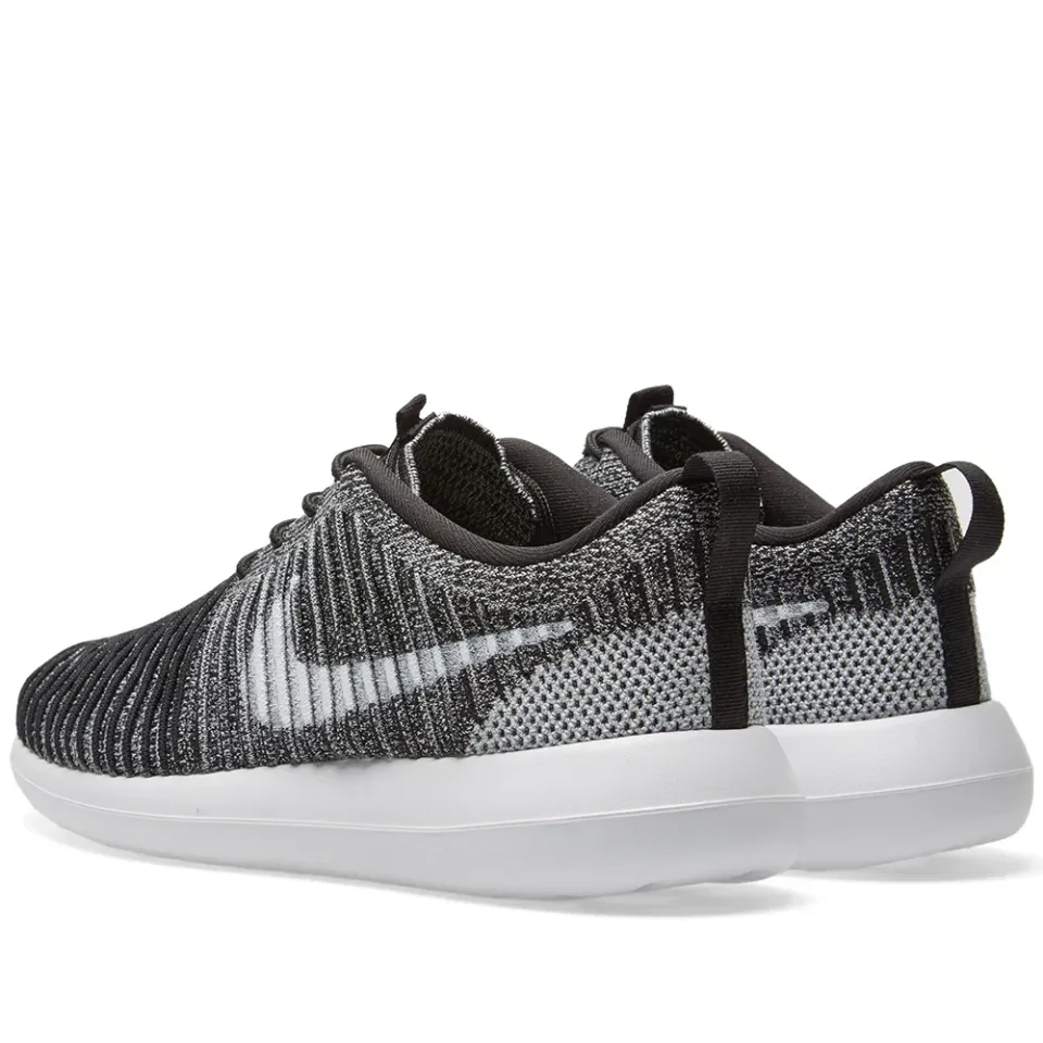 Roshe Two Flyknit
