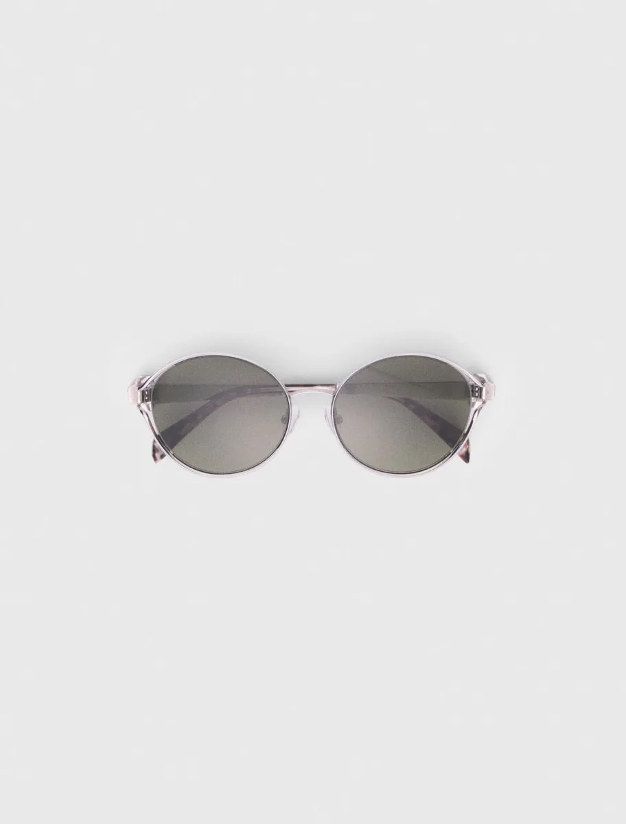Round sunglasses