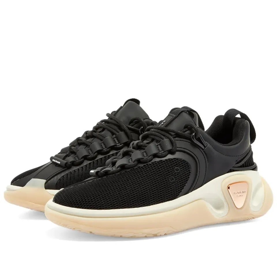 Runner Sneakers