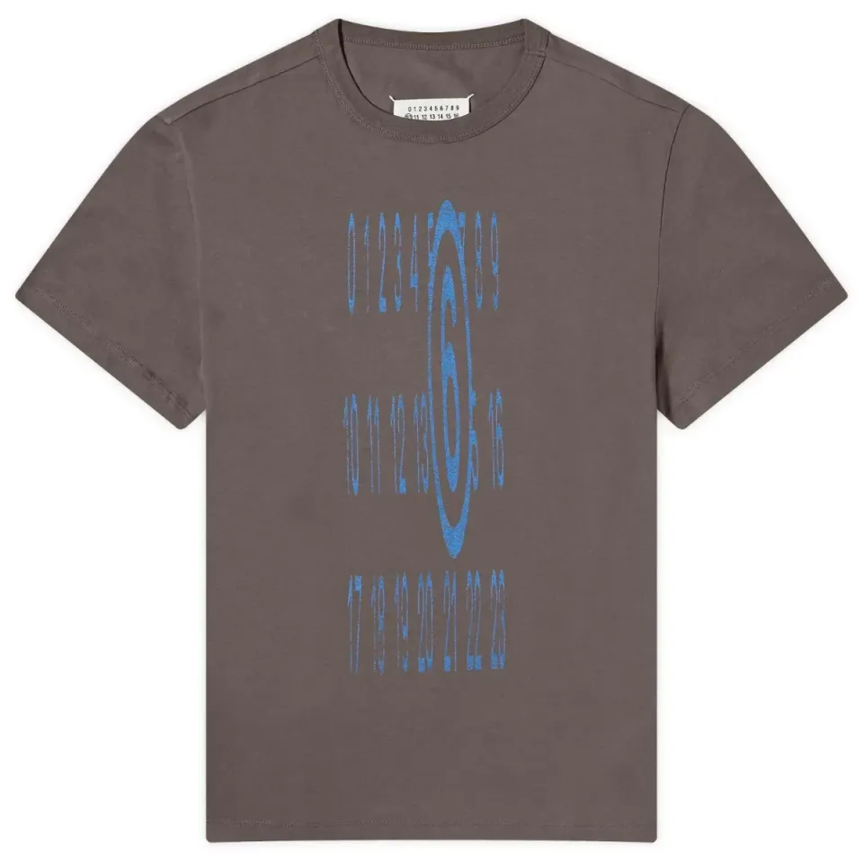 Stretched Number Logo T-Shirt