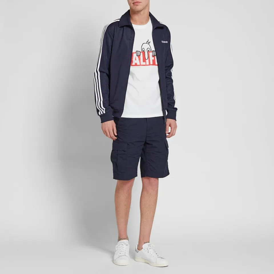 Kilroy Tee
