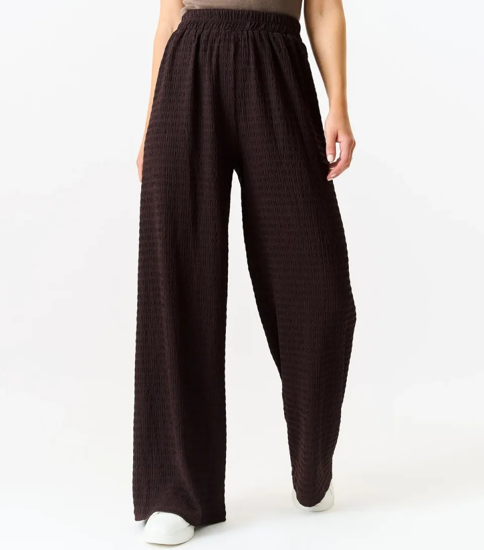 Women's Brown Textured Elasticated Wide Trousers