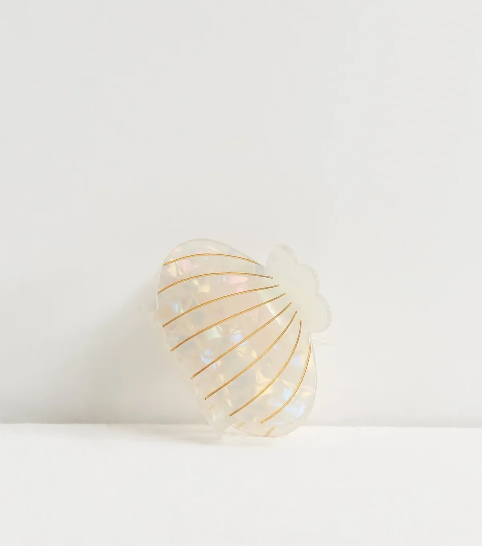Cream Pearlised Shell Hair Claw Clip