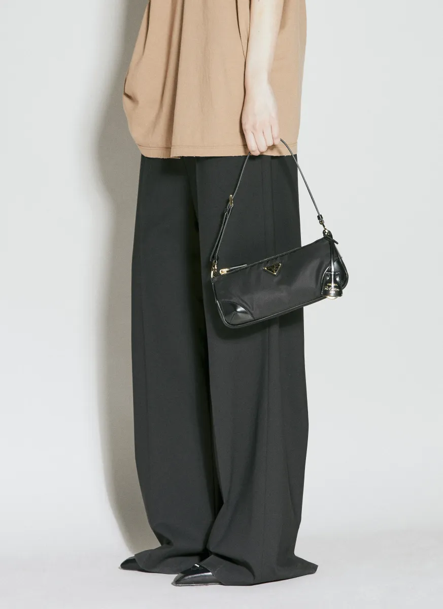 Re-Edition 2002 Shoulder Bag