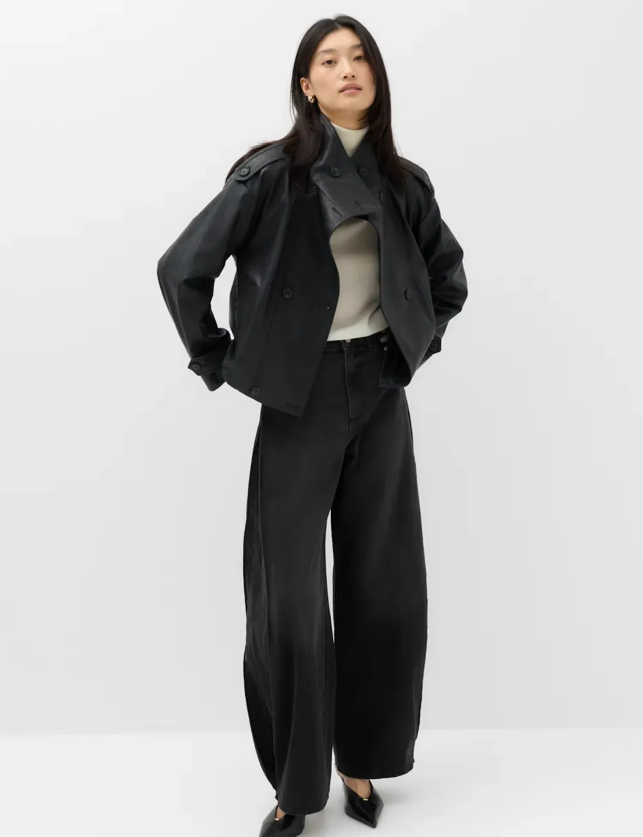 Mid Rise Side Pleat Wide Leg Jeans Black