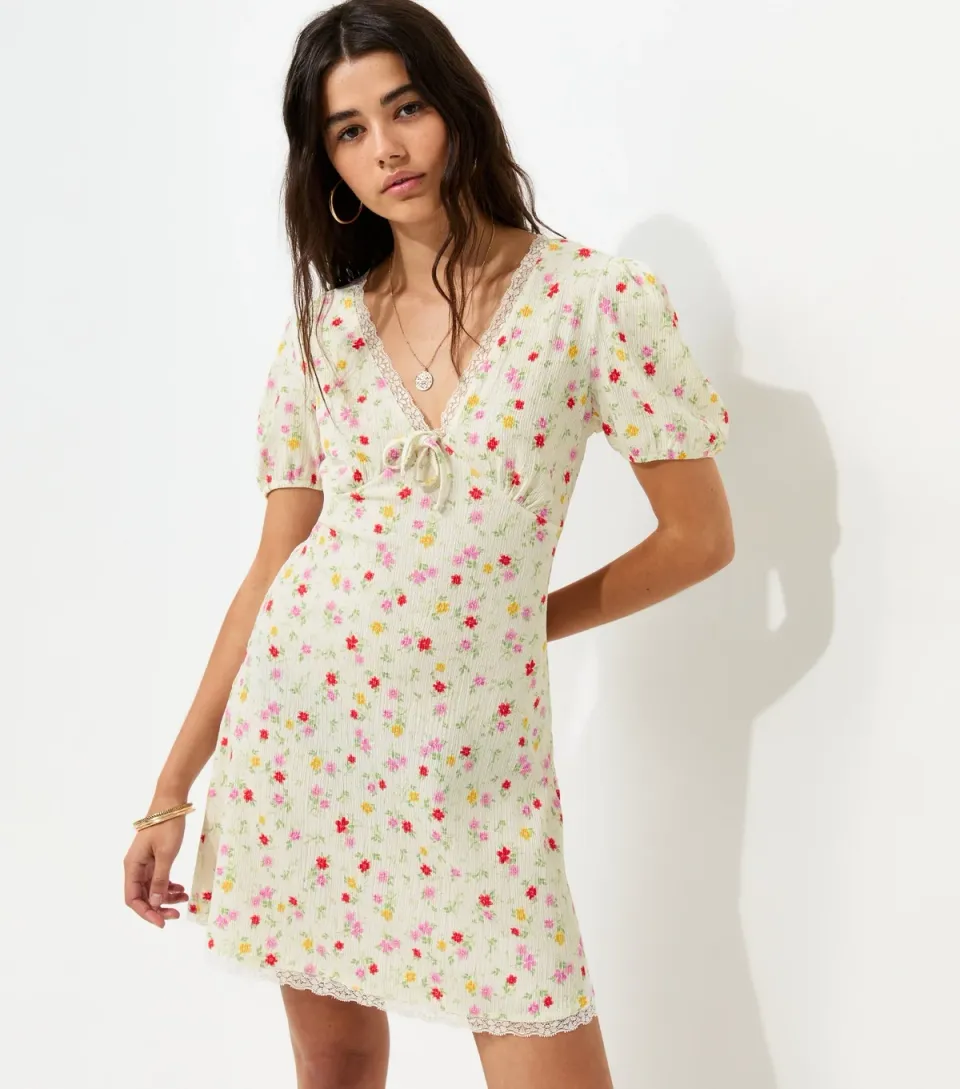 Women's Cream Floral Lace Trim Short Sleeve Mini Dress