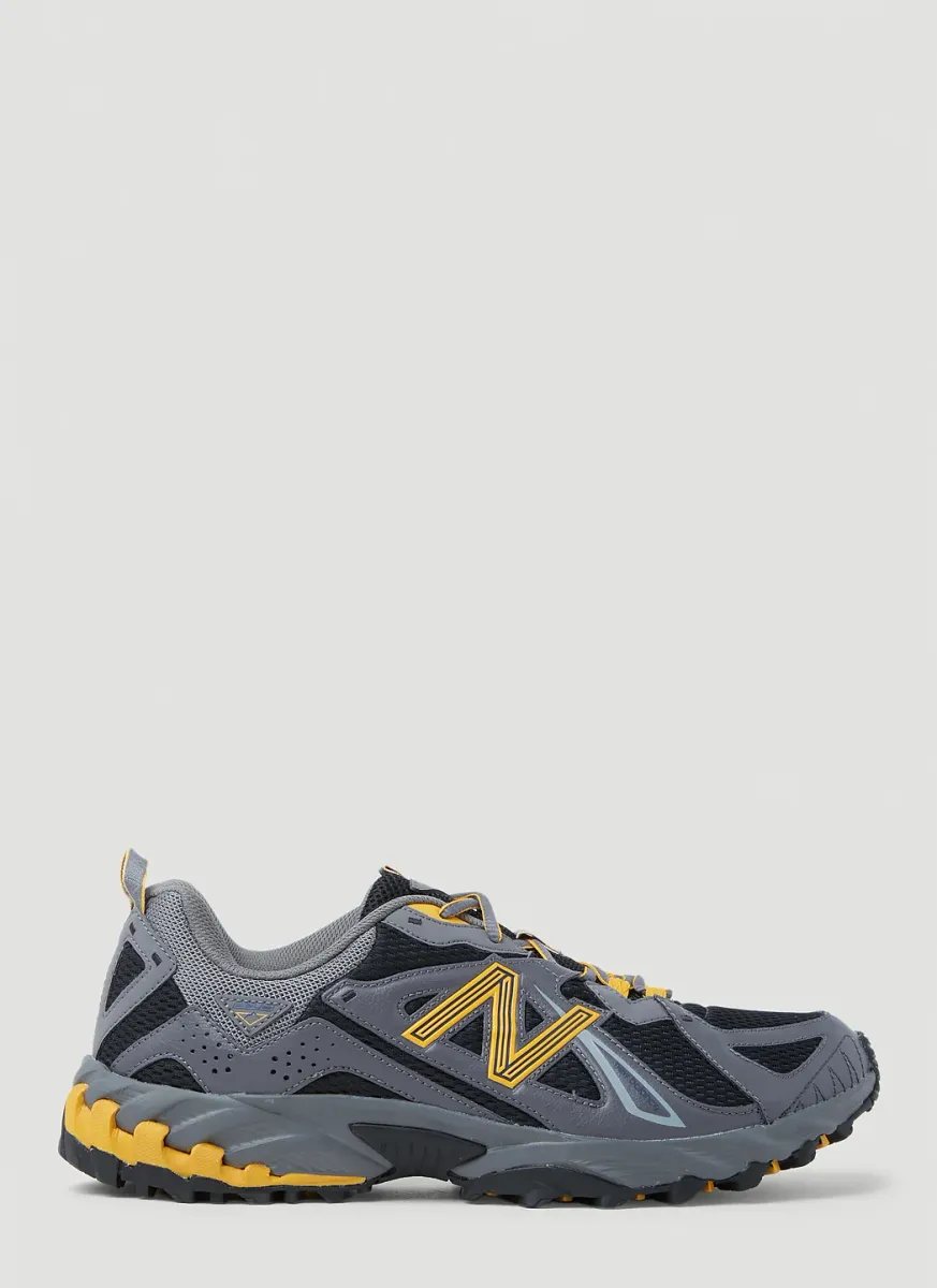 610v1 Sneakers