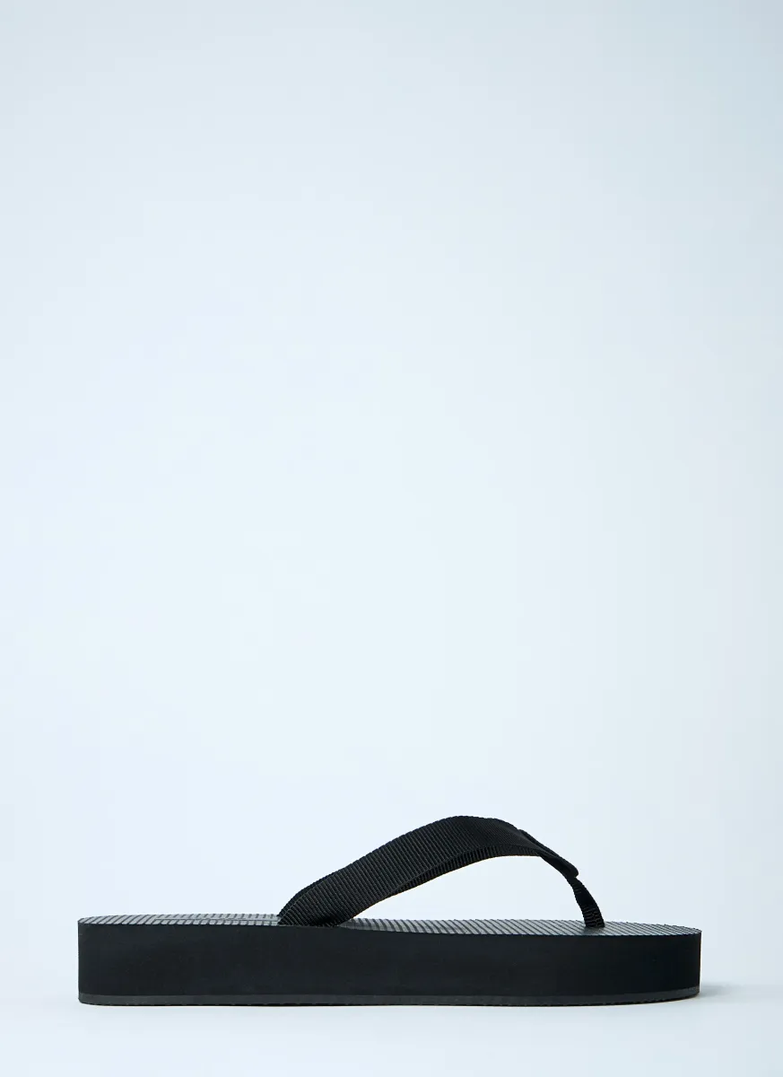 Dune Platform Thong Sandals