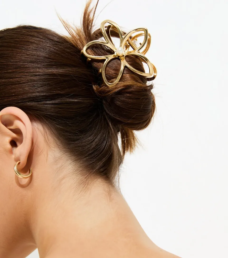 Gold Tone Metal Flower Hair Claw Clip