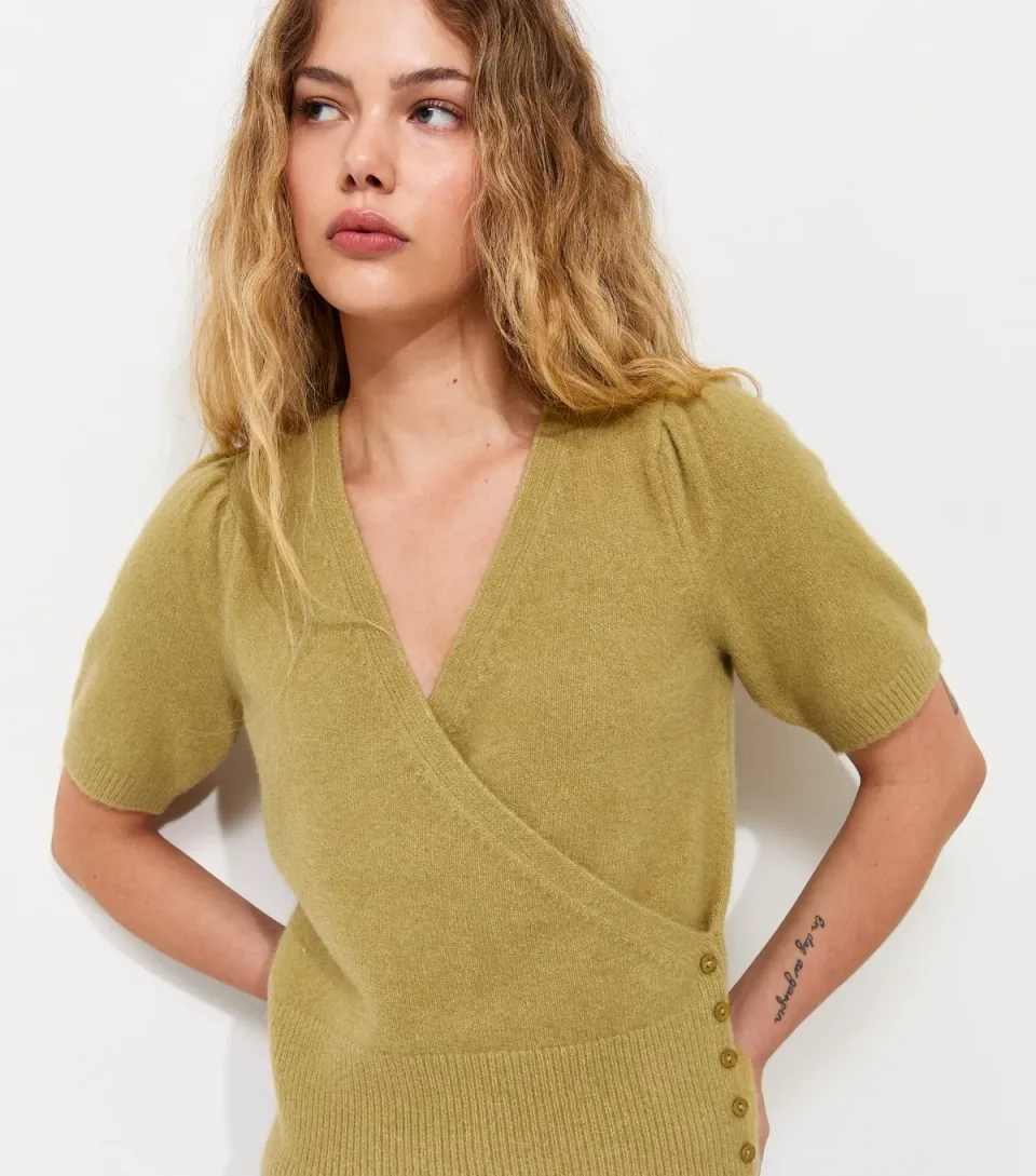 Women's Green Wrap Front Puff Sleeve Knitted Top