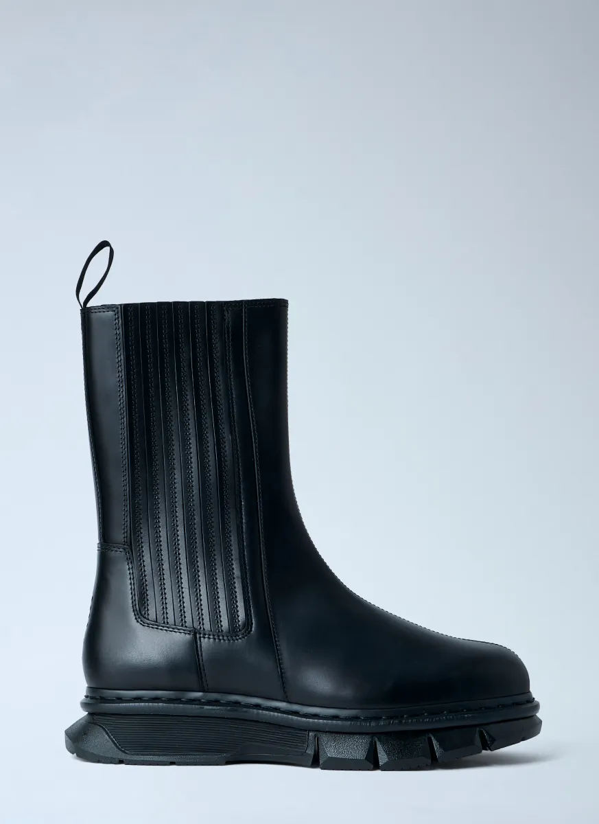 AWRI Chelsea Boots