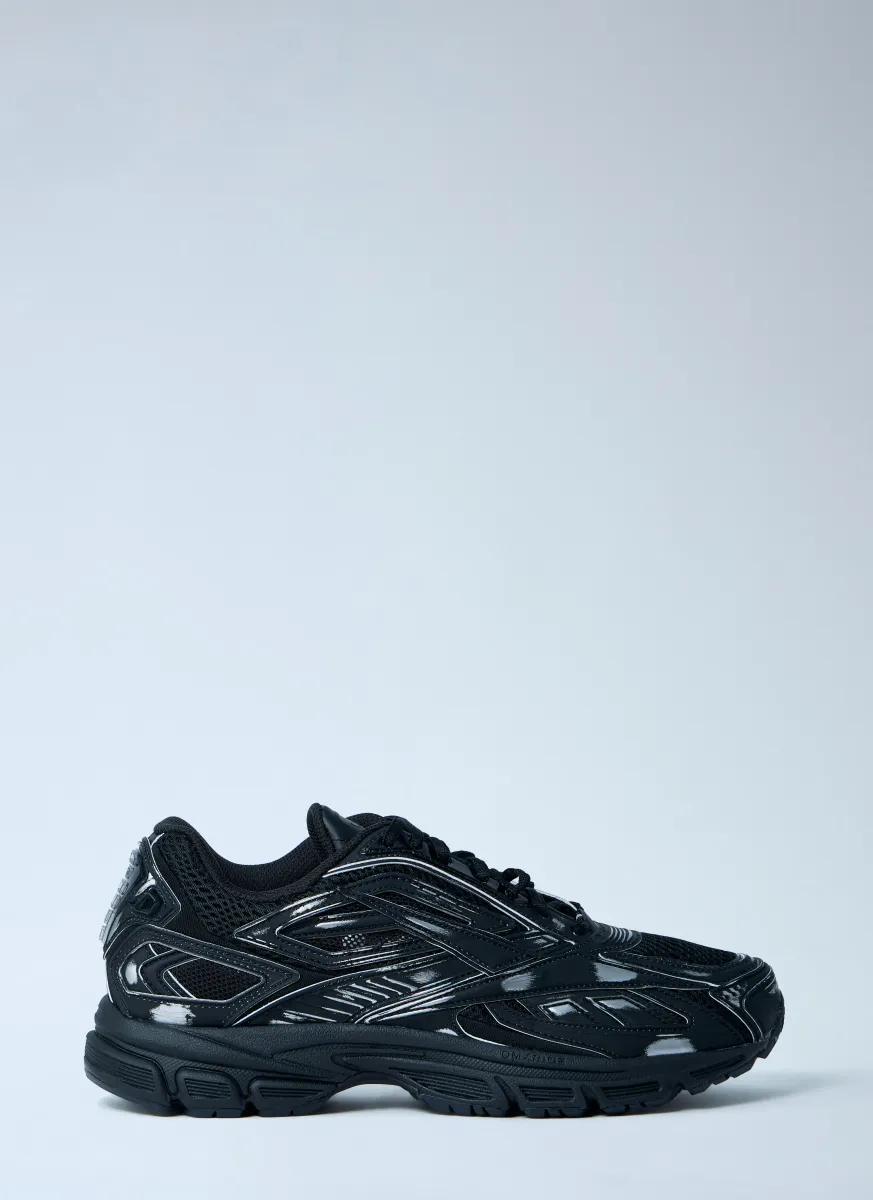Premier Road Ultra Sneakers