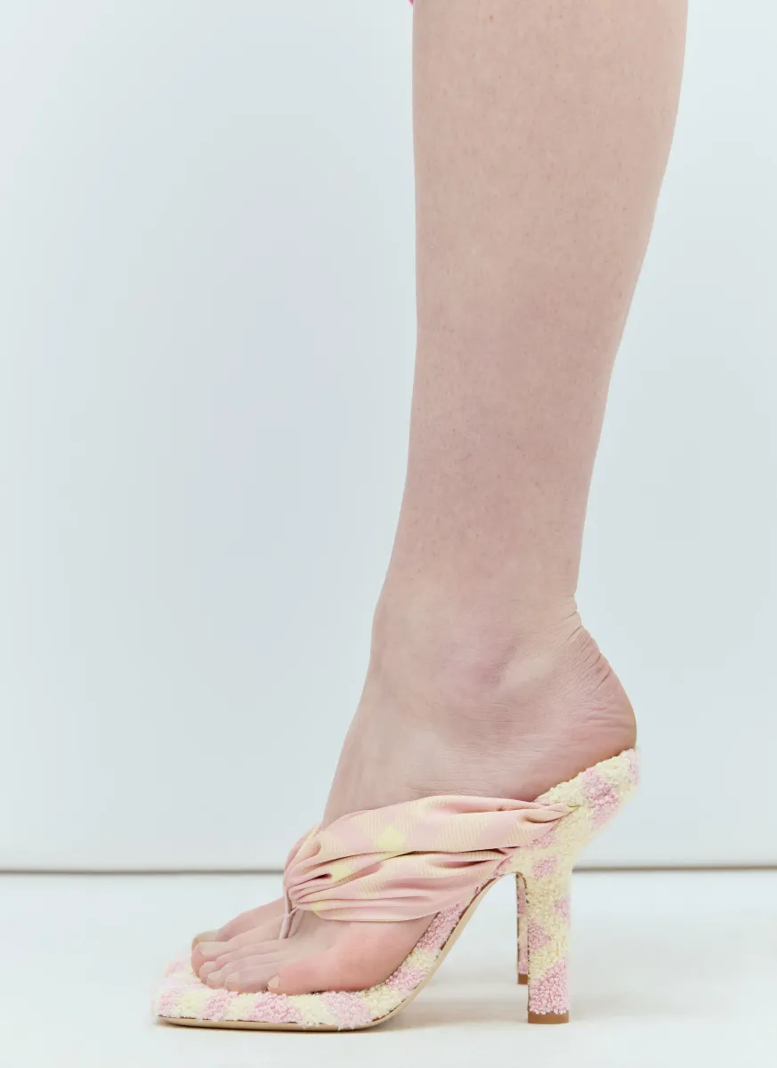 Check Pool Sandals