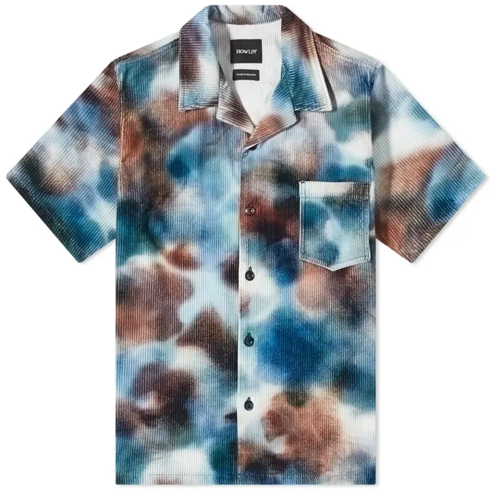 Howlin' Camo Cocktail Shirt