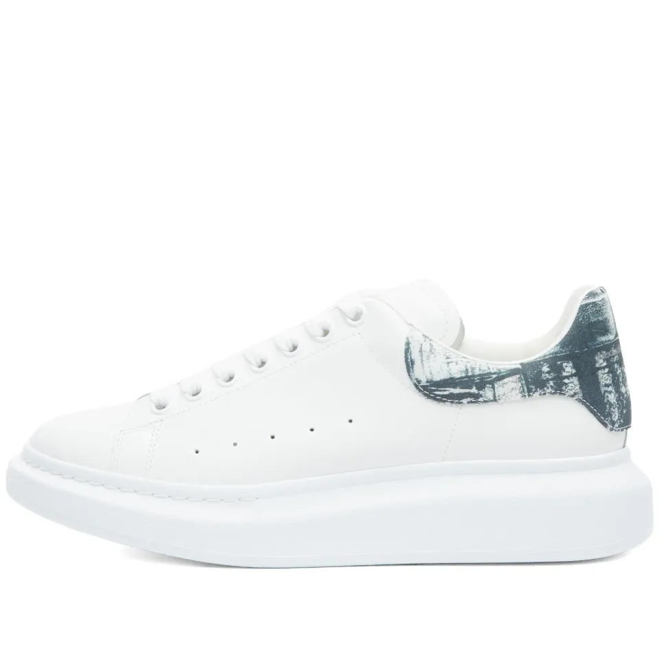 Printed Heel Tab Oversized Sneaker