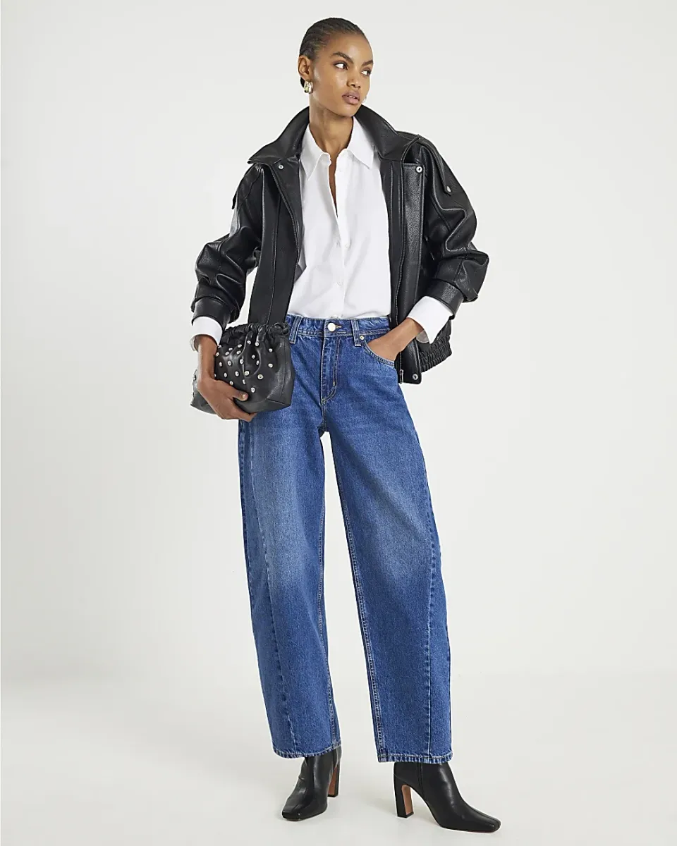 Mid Rise Seamed Barrel Leg Jeans