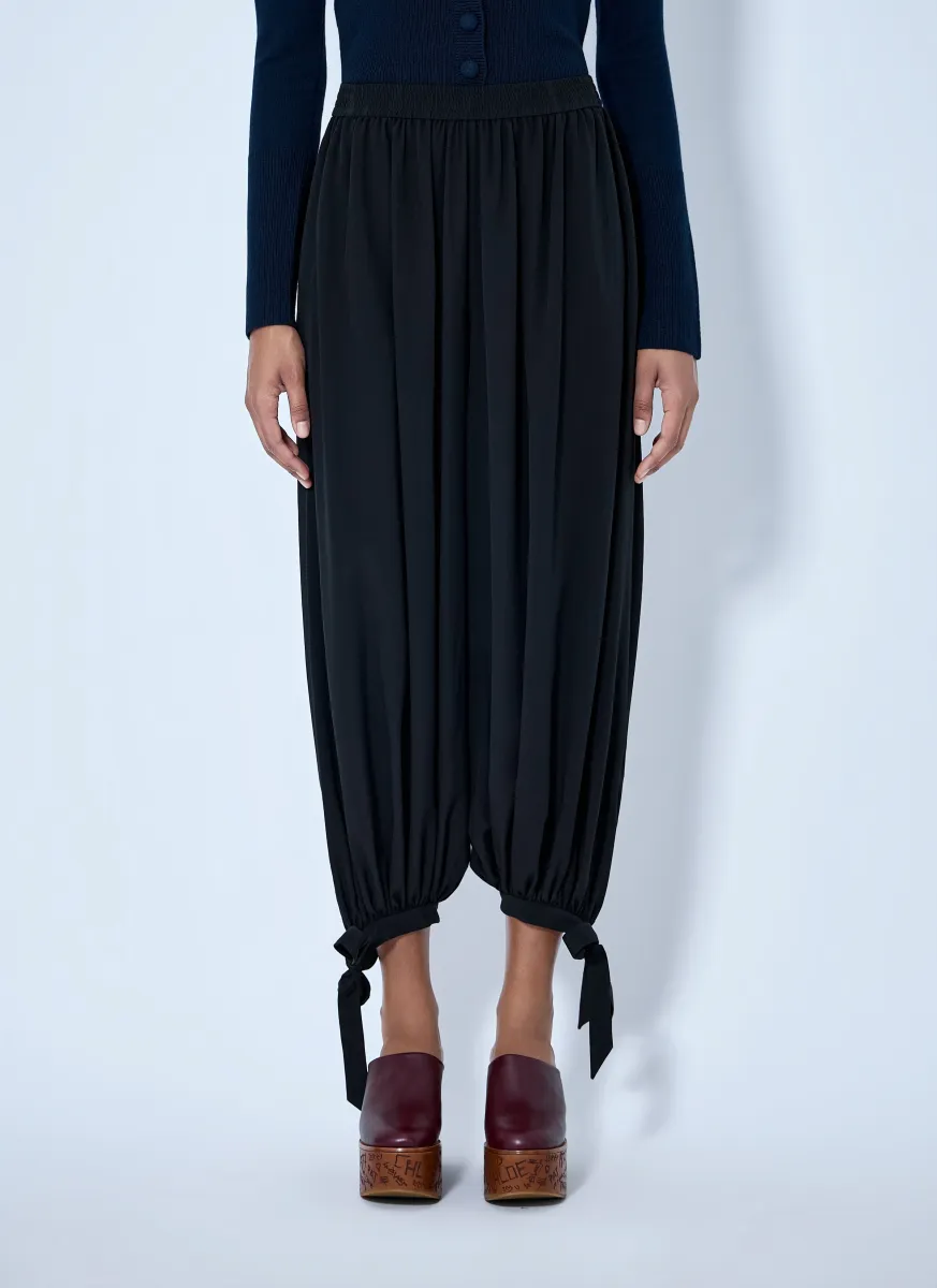 Fluid Pleated Pants in Crêpe de Chine