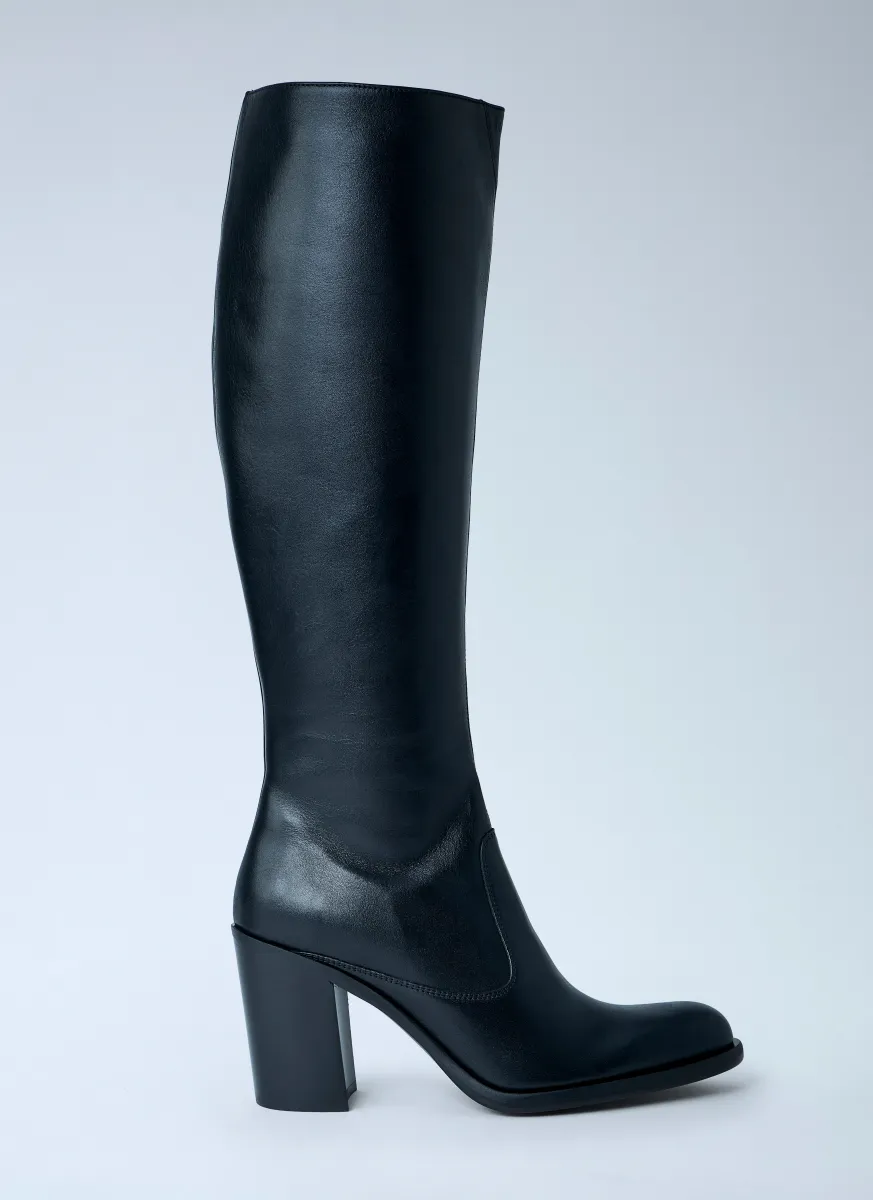 Phoenics Heeled Boots