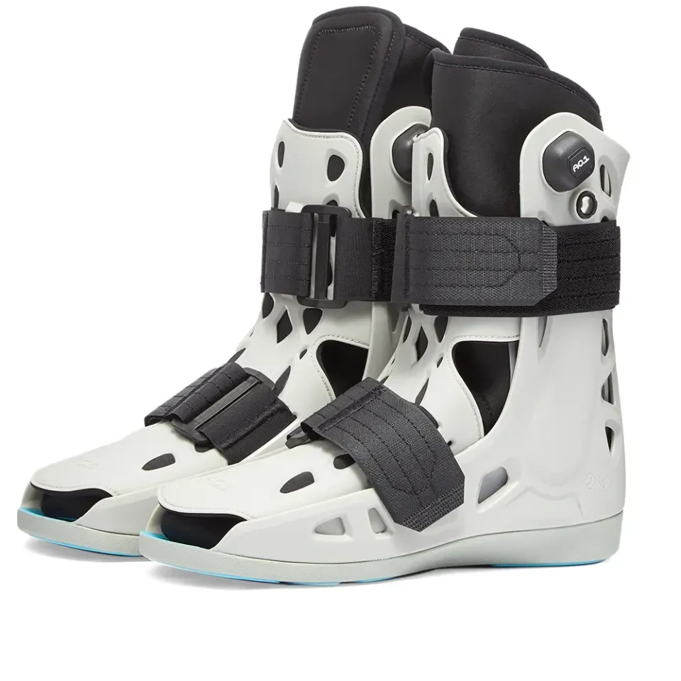 AC-1 Sneaker
