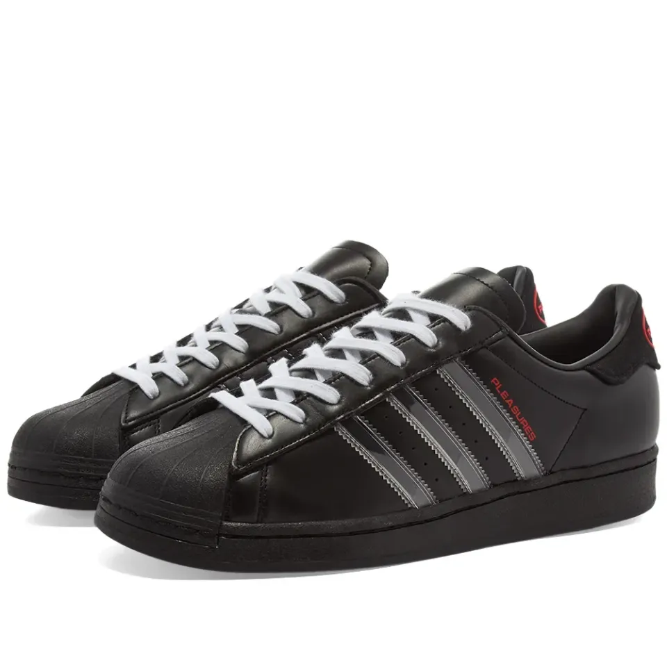 x PLEASURES Superstar