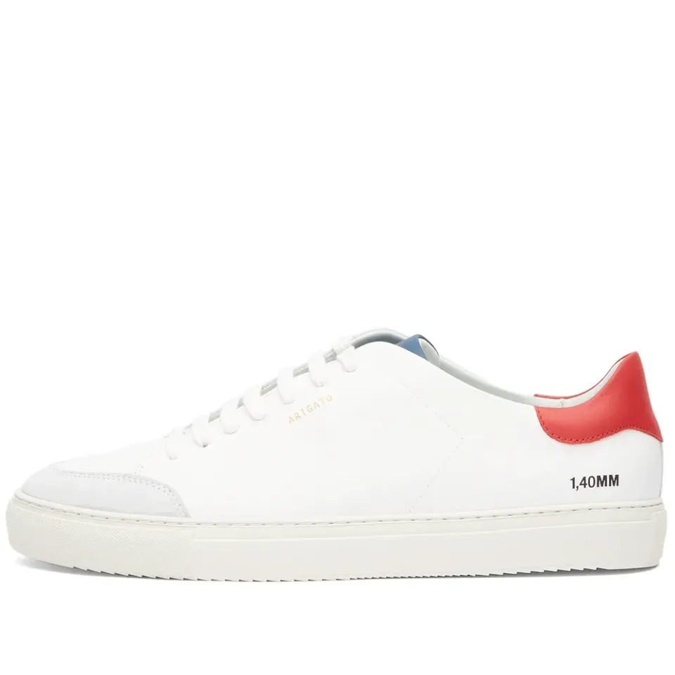 Clean 90 Triple Sneaker