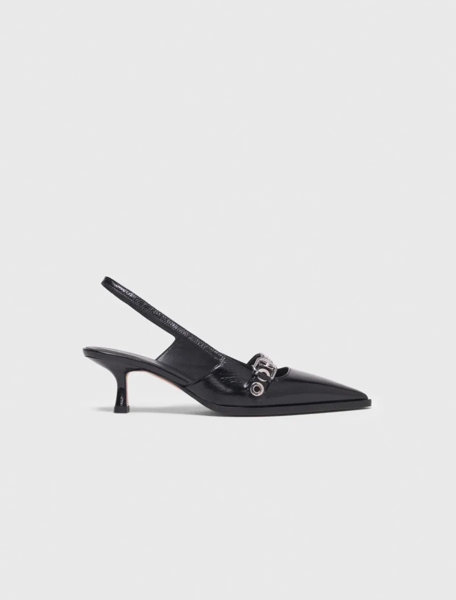 Leather pumps with eyelet strap