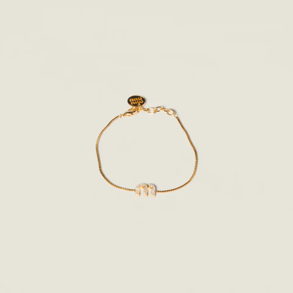 Metal bracelet with crystals