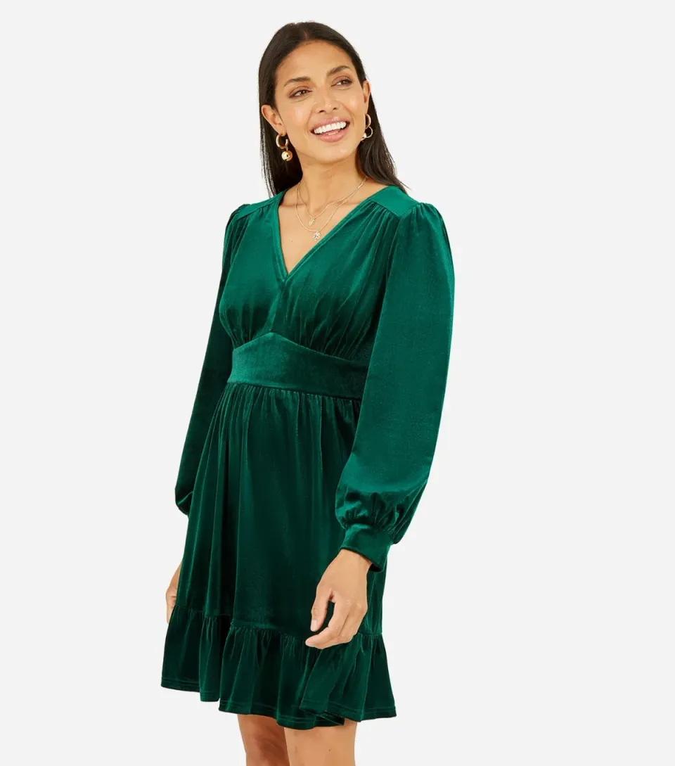 Women's Green Velvet Long Sleeve Skater Dress