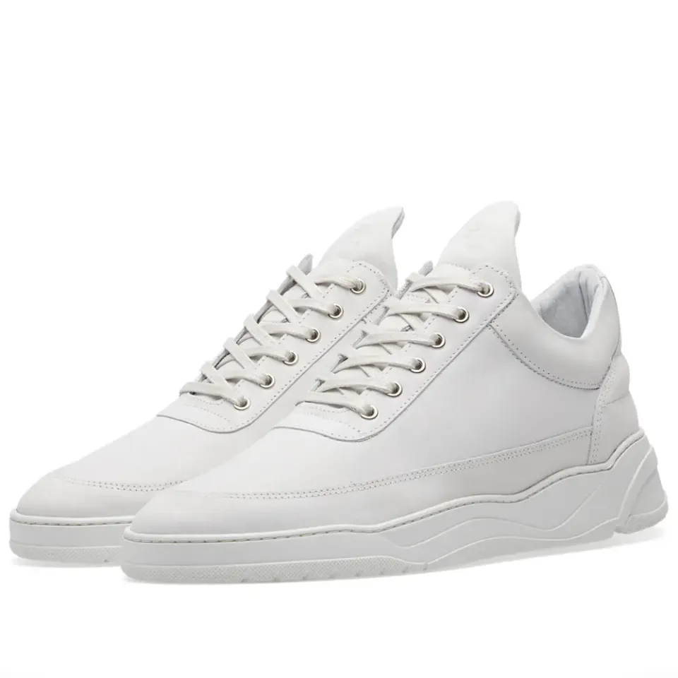 Low Top Astro Ejura Sneaker