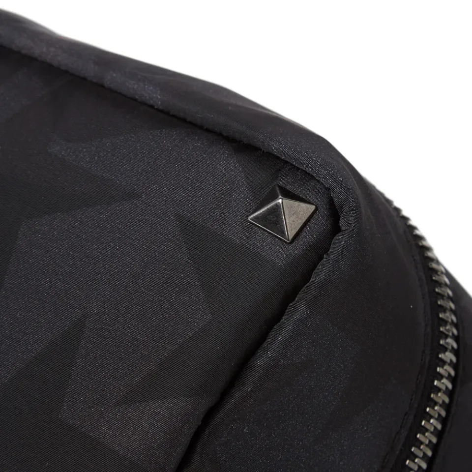 Camo Stars Nylon Wash Bag