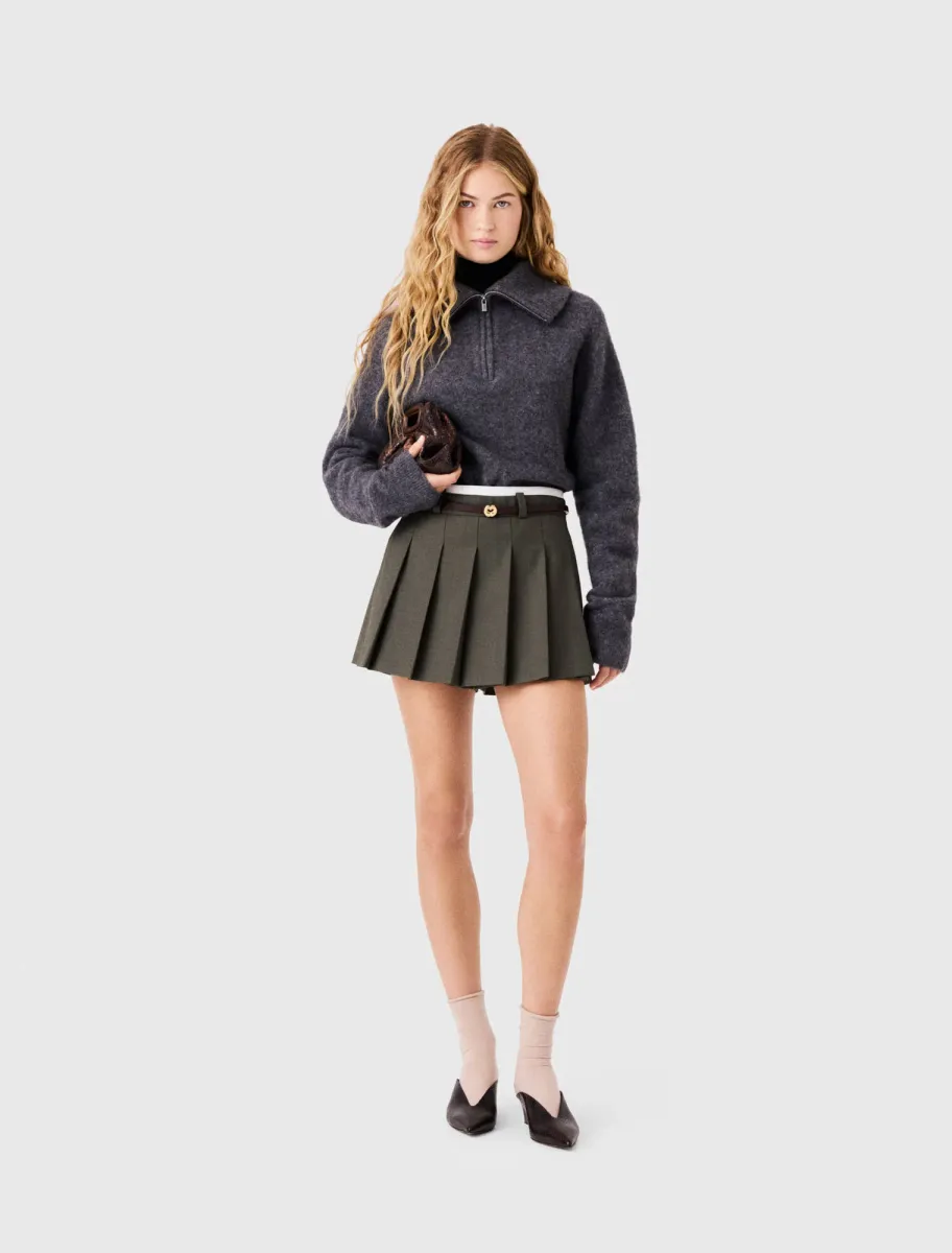 Pleated skirt-effect shorts