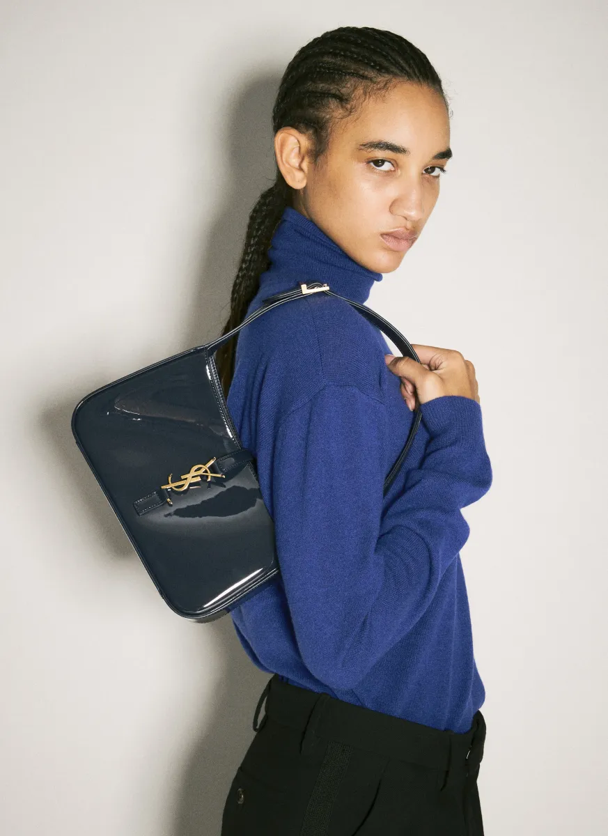 Le 5 à 7 Hobo Shoulder Bag
