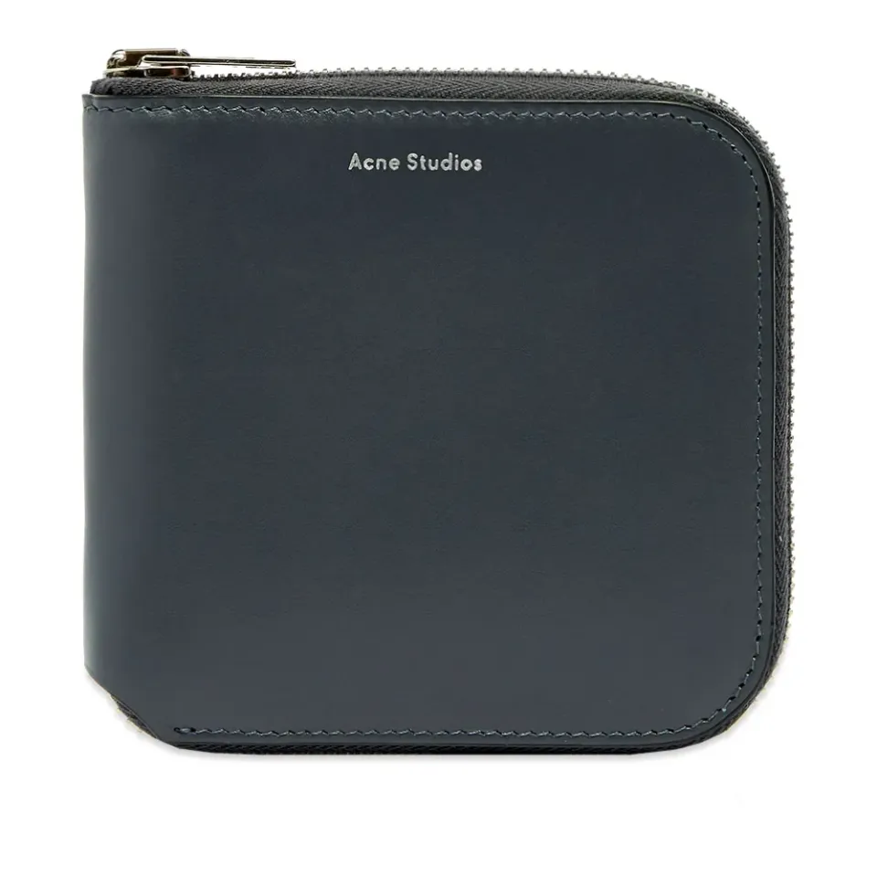 Csarite S Wallet