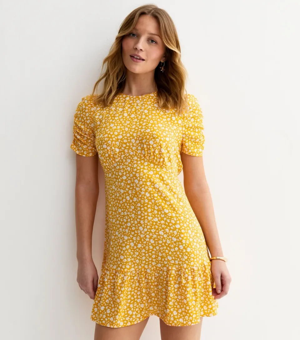 Women's Yellow Floral Print Gathered Sleeve Mini Dress
