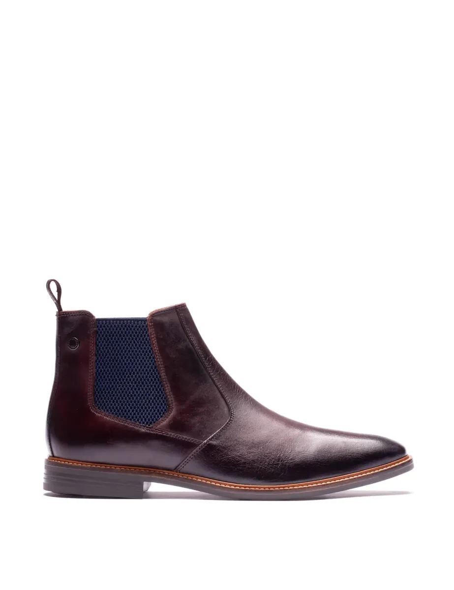 Leather Chelsea Boots Brown
