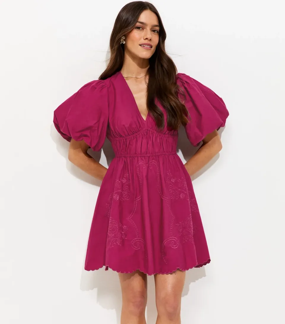 Women's Petite Light Burgundy Cutwork V-Neck Mini Dress