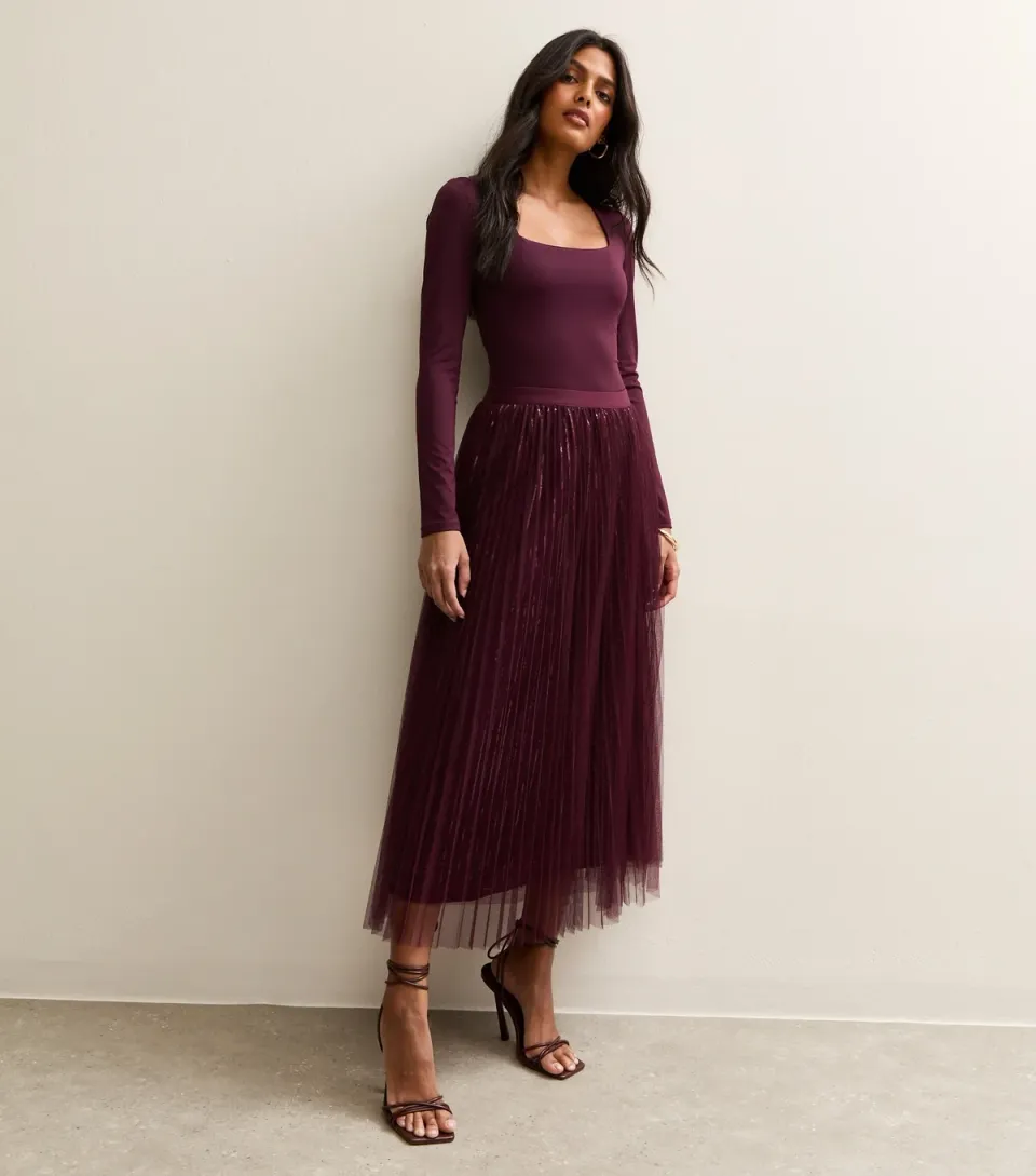 Women's Burgundy Sequin Tulle Midi Skirt