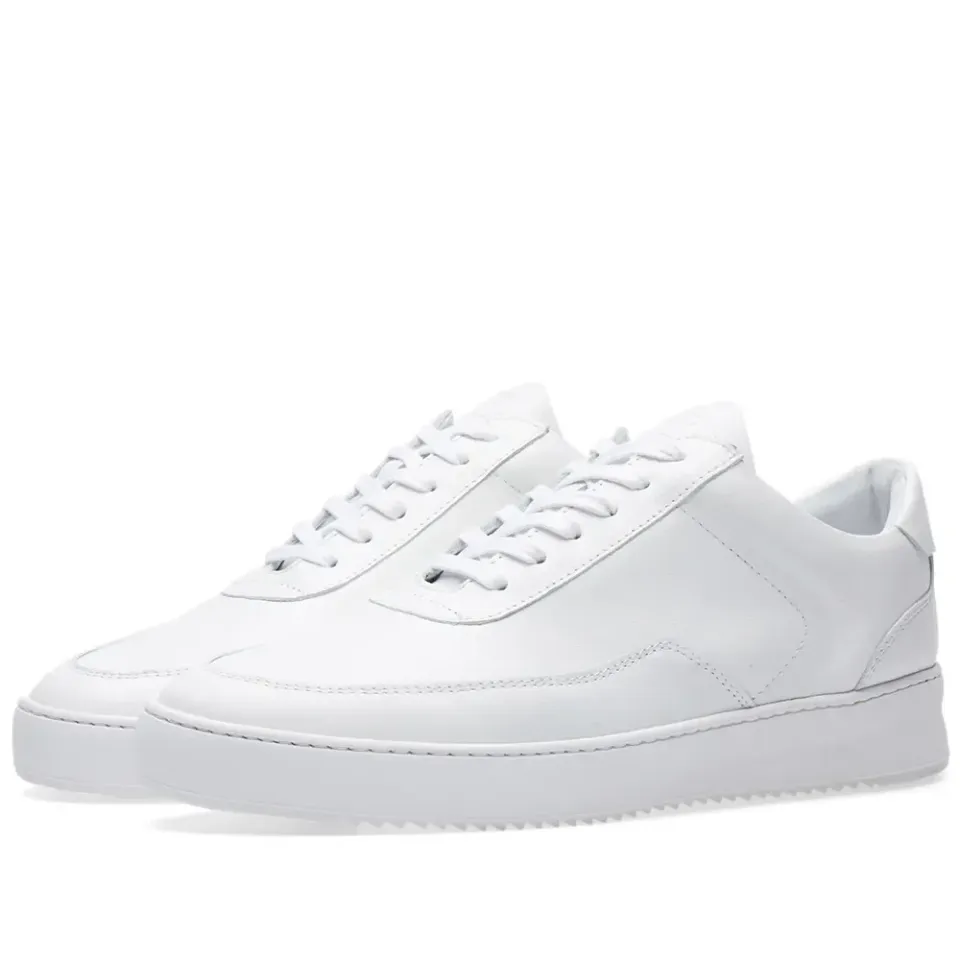 Low Mondo Sneaker