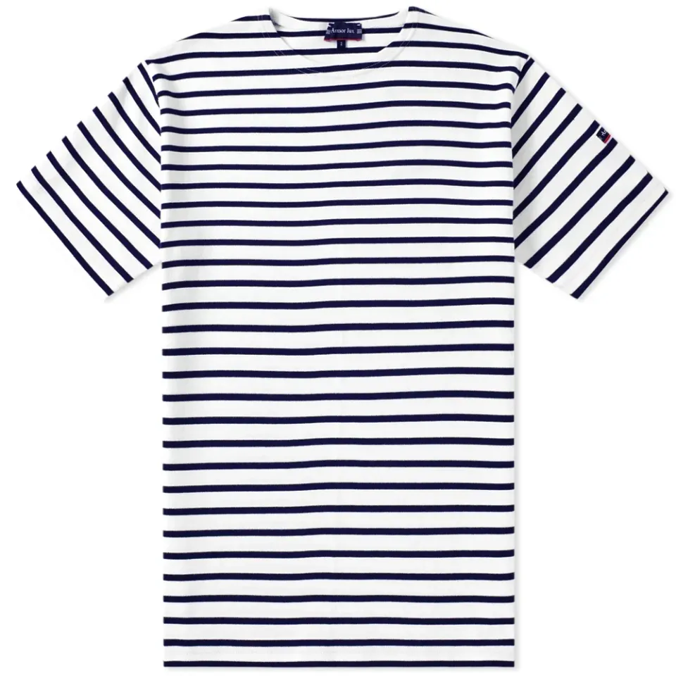 1524 Doélan Tee