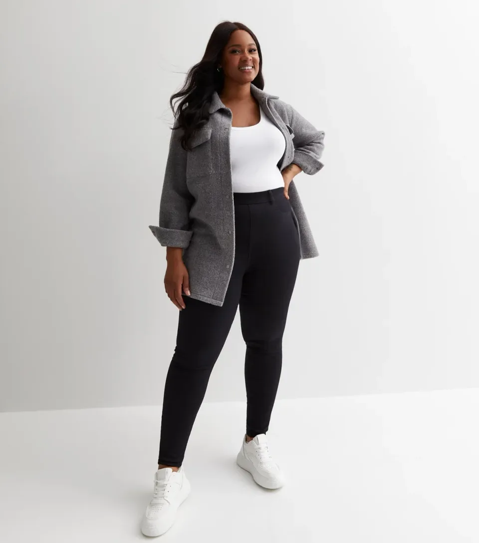 Women's Plus Size Black Mid Rise Lift & Shape Emilee Jeggings Curves